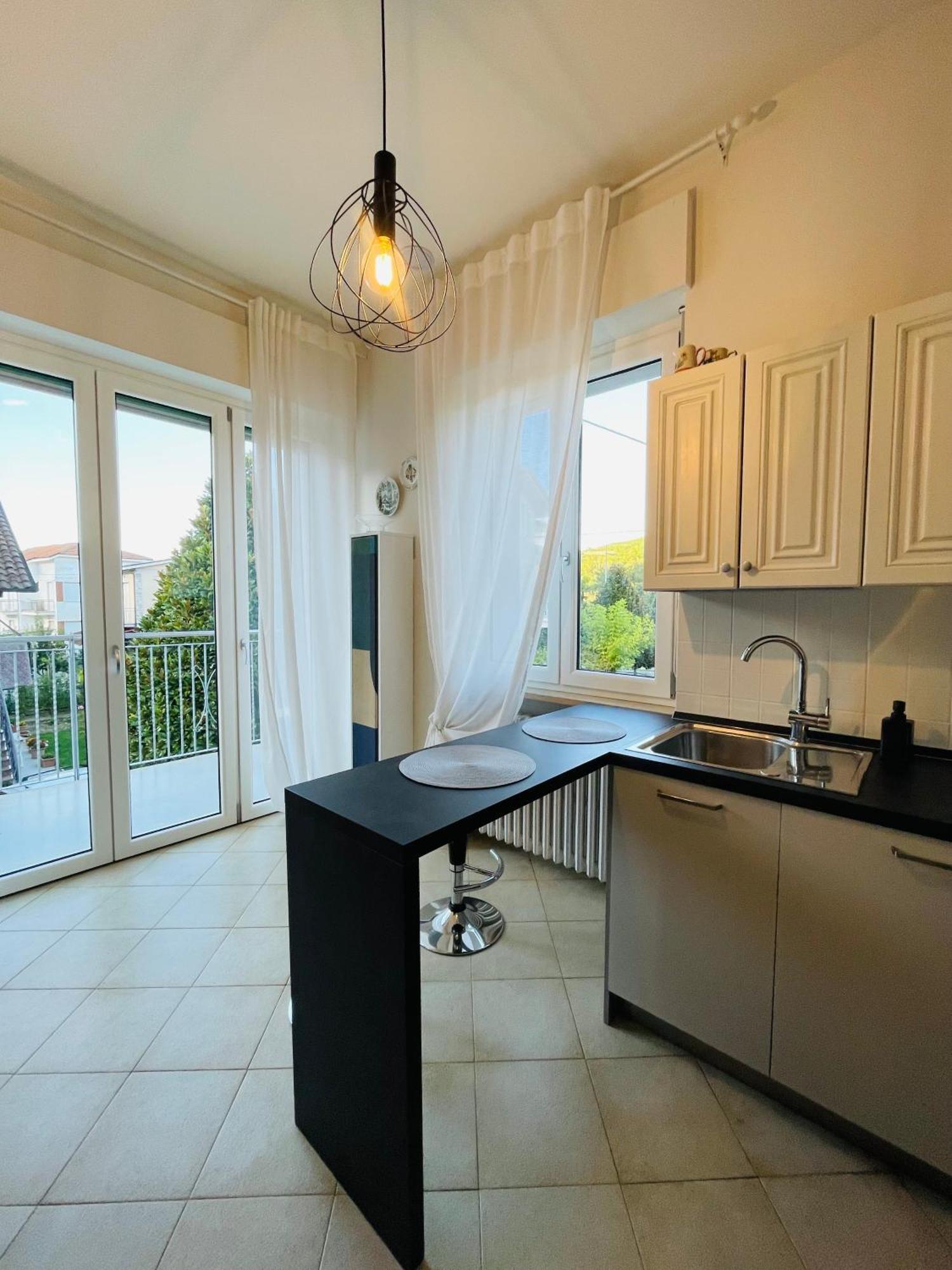 Villa Casa Piero, Relax E Piscina Privata Tra Le Colline Delle Langhe à Alba  Extérieur photo